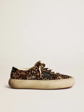 Space-Star homme en cuir façon poulain léopard avec étoile et talon noirs | Golden Goose