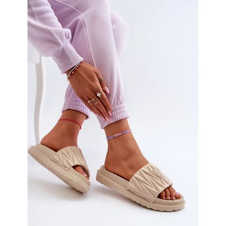 Tongs pour femmes sur la plateforme Big Star NN274A746 Beige